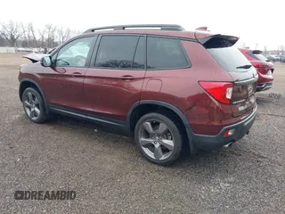 2019 Honda Passport Touring z VIN 5FNYF8H99KB005625, wystawiony jako IAAI lot #41905030 z przebiegiem 64 998 mil mil oraz . Historia ofert i sprzedaży dostępna na DreamBid. Obrazek 3.