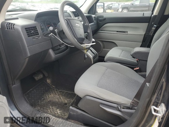 2007 Jeep Patriot Sport с VIN 1J8FF28W37D365202, выставлен на аукционе Copart как лот 56450295 с пробегом 110 302 миль миль и На запчасти • Non repairable. История ставок и продаж доступна на DreamBid. Изображение 7.