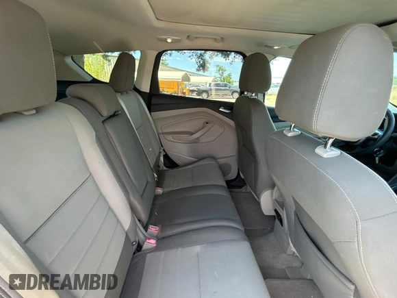 2013 Ford Escape SE with VIN 1FMCU9G95DUD25554, listed as a Copart auction lot 55523245 with 999,999 mi miles and Clean Title. Bid and sale history available at carsss.com. Image 6.