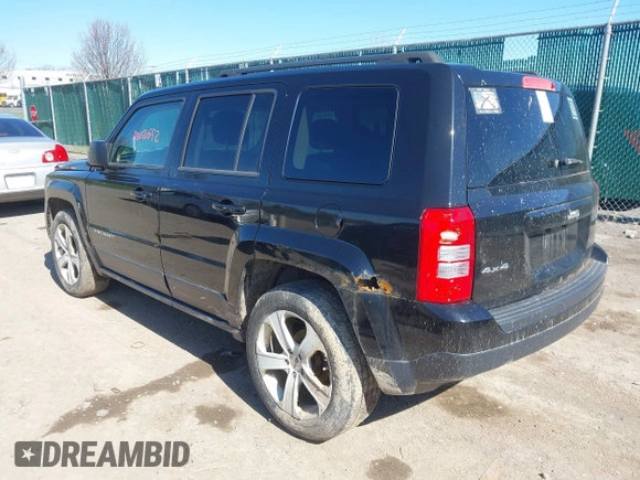 2014 Jeep Patriot Sport with VIN 1C4NJRBB7ED898442, listed as a IAAI auction lot 42020852 with 109,311 mi miles. Bid and sale history available at carsss.com. Image 3.