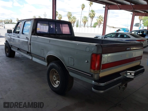 1989 Ford F-350 with VIN 2FTJW35M9KCA56949, listed as a IAAI auction lot 42244693 with 81,044 mi miles and . Bid and sale history available at DreamBid. Image 3.