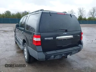 2007 Ford Expedition XLT with VIN 1FMFU15507LA64326, listed as a IAAI auction lot 42036406 with Not provided miles and . Bid and sale history available at DreamBid. Image 3.