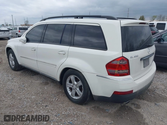 2007 Mercedes-Benz GL-Class with VIN 4JGBF71E67A258887, listed as a IAAI auction lot 42088982 with 119,158 mi miles. Bid and sale history available at carsss.com. Image 3.