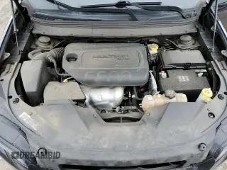 2020 Jeep Cherokee Latitude with VIN 1C4PJLCB7LD581651, listed as a Copart auction lot 42816555 with 100,845 mi miles and Salvage Title. Bid and sale history available at DreamBid. Image 14.