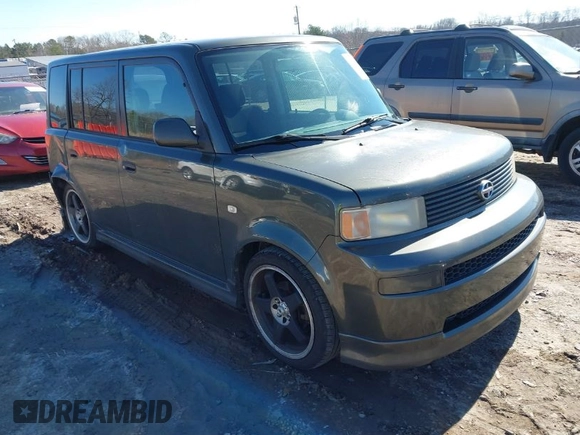2006 Scion xB with VIN JTLKT334164040819, listed as a IAAI auction lot 41596038 with 187,508 mi miles. Bid and sale history available at carsss.com. Image 1.