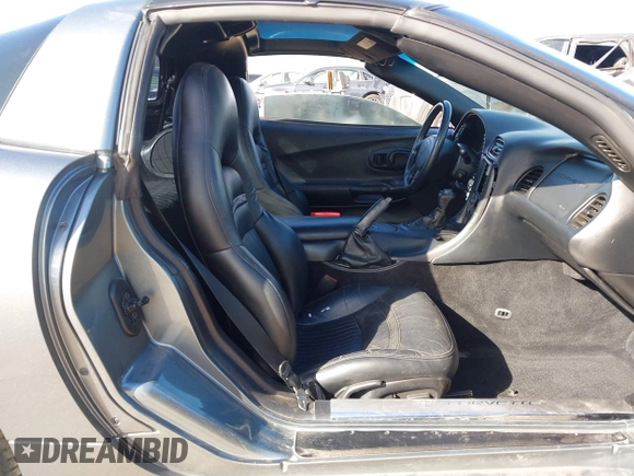2004 Chevrolet Corvette with VIN 1G1YY22G445114652, listed as a IAAI auction lot 41614337 with 101,983 mi miles and . Bid and sale history available at DreamBid. Image 5.