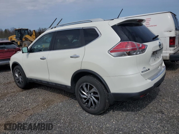 2015 Nissan Rogue SL with VIN 5N1AT2MV6FC798214, listed as a Copart auction lot 52792185 with 111,981 mi miles and Salvage Title. Bid and sale history available at carsss.com. Image 2.