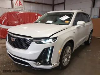 2020 Cadillac XT6 AWD Premium Luxury with VIN 1GYKPDRS3LZ151733, listed as a IAAI auction lot 41339999 with 60,605 mi miles. Bid and sale history available at carsss.com. Image 18.