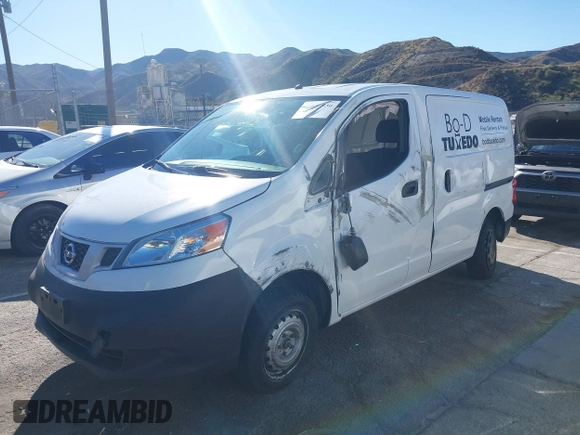 2019 Nissan NV200 S z VIN 3N6CM0KN7KK707373, wystawiony jako IAAI lot #41651930 z przebiegiem 64 107 mil mil oraz . Historia ofert i sprzedaży dostępna na DreamBid. Obrazek 17.