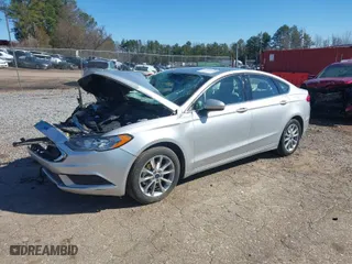 2017 Ford Fusion SE with VIN 3FA6P0H73HR402765, listed as a IAAI auction lot 41728986 with 155,950 mi miles. Bid and sale history available at carsss.com. Image 2.
