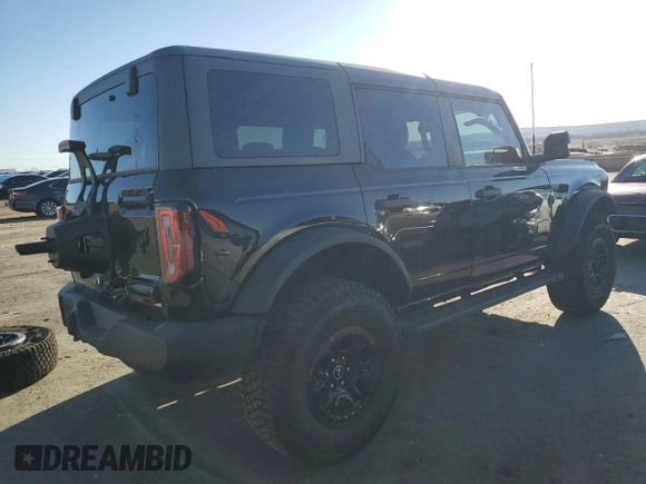2024 Ford Bronco Wildtrak с VIN 1FMEE2BP3RLB31198, выставлен на аукционе Copart как лот 48140845 с пробегом 2 609 миль миль и Списание • Salvage title. История ставок и продаж доступна на DreamBid. Изображение 3.