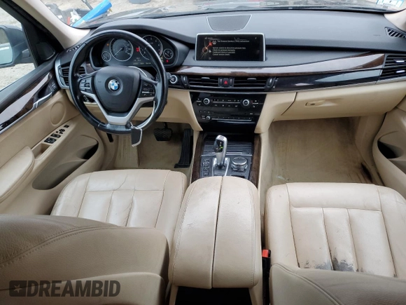 2015 BMW X5 xDrive35i z VIN 5UXKR0C58F0K60935, wystawiony jako Copart lot #50938855 z przebiegiem 129 232 mil mil oraz Czysty tytuł • Clean title. Historia ofert i sprzedaży dostępna na DreamBid. Obrazek 8.