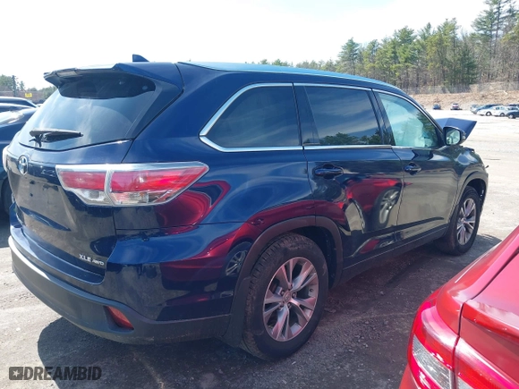 2014 Toyota Highlander XLE with VIN 5TDJKRFH2ES009559, listed as a IAAI auction lot 41913766 with 175,290 mi miles. Bid and sale history available at carsss.com. Image 12.