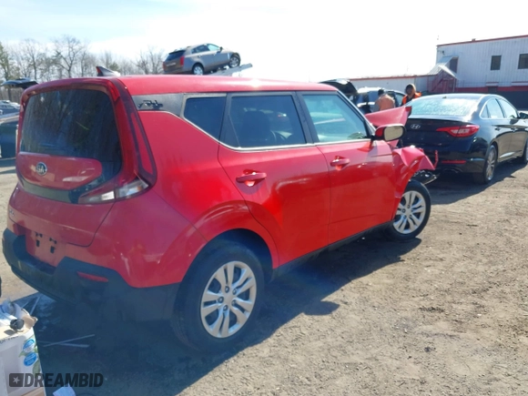 2020 Kia Soul LX with VIN KNDJ23AU0L7054511, listed as a IAAI auction lot 41659099 with 6,380 mi miles. Bid and sale history available at carsss.com. Image 4.