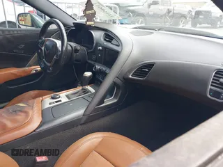 2014 Chevrolet Corvette Z51 2LT z VIN 1G1YK2D75E5104938, wystawiony jako IAAI lot #42168651 z przebiegiem 152 471 mil mil oraz . Historia ofert i sprzedaży dostępna na DreamBid. Obrazek 5.