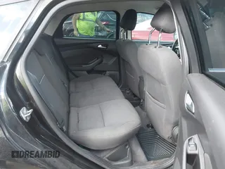 2012 Ford Focus SEL with VIN 1FAHP3M2XCL106248, listed as a IAAI auction lot 42088933 with 117,333 mi miles. Bid and sale history available at carsss.com. Image 8.