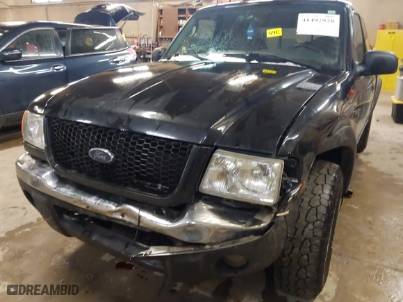 2003 Ford Ranger XL Fleet with VIN 1FTZR45EX3PA43491, listed as a IAAI auction lot 41492928 with 233,435 mi miles. Bid and sale history available at carsss.com. Image 6.