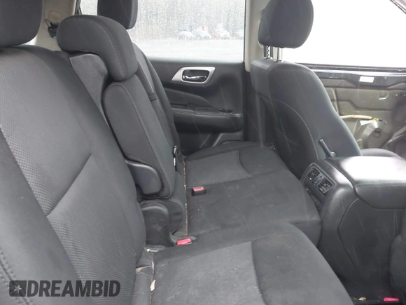 2018 Nissan Pathfinder SV with VIN 5N1DR2MN7JC652781, listed as a IAAI auction lot 41743833 with 68,469 mi miles. Bid and sale history available at carsss.com. Image 8.