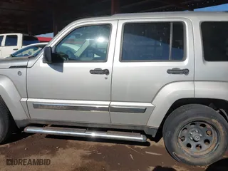 2009 Jeep Liberty Limited with VIN 1J8GN58K99W511566, listed as a IAAI auction lot 41445239 with 170,388 mi miles. Bid and sale history available at carsss.com. Image 14.