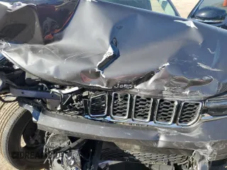 2023 Jeep Grand Cherokee Limited z VIN 1C4RJJBG9P8734457, wystawiony jako Copart lot #48214425 z przebiegiem Nie podano mil oraz Szkoda całkowita • Salvage title. Historia ofert i sprzedaży dostępna na DreamBid. Obrazek 13.