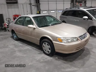 2001 Toyota Camry CE with VIN 4T1BG22K31U808394, listed as a IAAI auction lot 41909910 with 226,388 mi miles. Bid and sale history available at carsss.com. Image 1.