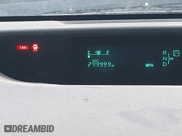 2004 Toyota Prius z VIN JTDKB20U940001168, wystawiony jako IAAI lot #41065063 z przebiegiem 299 999 mil mil oraz . Historia ofert i sprzedaży dostępna na DreamBid. Obrazek 7.