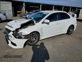 2008 Mitsubishi Lancer Evolution MR z VIN JA3AW56VX8U051043, wystawiony jako Copart lot #47422035 z przebiegiem 115 391 mil mil oraz Szkoda całkowita • Salvage title. Historia ofert i sprzedaży dostępna na DreamBid. Obrazek 1.
