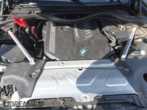 2022 BMW X4 M40i with VIN 5UX43DT0XN9L33898, listed as a IAAI auction lot 41642374 with 8 mi miles and . Bid and sale history available at DreamBid. Image 10.