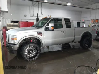 2008 Ford Super Duty F-250 SRW XL with VIN 1FTSX21R48ED49660, listed as a IAAI auction lot 41275675 with 193,731 mi miles. Bid and sale history available at carsss.com. Image 15.