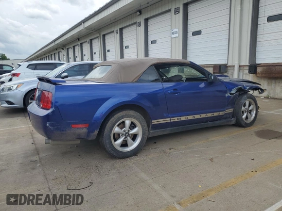 2005 Ford Mustang Deluxe z VIN 1ZVFT84N655223849, wystawiony jako Copart lot #57461835 z przebiegiem Nie podano mil oraz Szkoda całkowita • Salvage title. Historia ofert i sprzedaży dostępna na DreamBid. Obrazek 3.