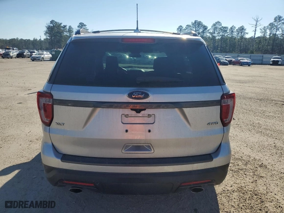 2018 Ford Explorer XLT with VIN 1FM5K8D80JGA50741, listed as a Copart auction lot 43373655 with 88,330 mi miles and Salvage Title. Bid and sale history available at carsss.com. Image 6.