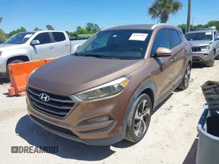 2016 Hyundai Tucson Sport with VIN KM8J33A29GU054909, listed as a IAAI auction lot 41835688 with 90,751 mi miles. Bid and sale history available at carsss.com. Image 17.