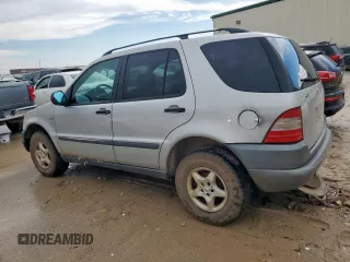 1999 Mercedes-Benz M 320/430/500 z VIN 4JGAB54E6XA140166, wystawiony jako Copart lot #54347855 z przebiegiem 227 765 mil mil oraz Szkoda całkowita • Salvage title. Historia ofert i sprzedaży dostępna na DreamBid. Obrazek 2.
