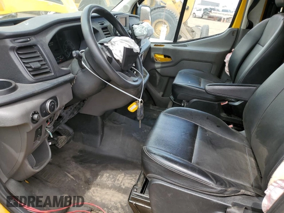 2021 Ford Transit Cargo z VIN 1FTBR1X87MKA60092, wystawiony jako Copart lot #53447065 z przebiegiem 34 771 mil mil oraz Szkoda całkowita • Salvage title. Historia ofert i sprzedaży dostępna na DreamBid. Obrazek 7.