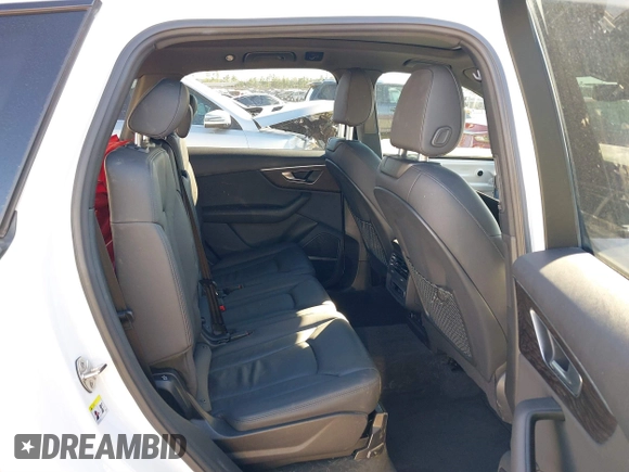 2021 Audi Q7 Premium Plus with VIN WA1LXAF7XMD032806, listed as a IAAI auction lot 41316768 with 47,032 mi miles and . Bid and sale history available at DreamBid. Image 8.