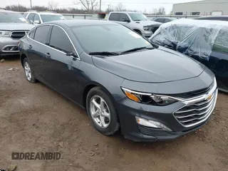 2019 Chevrolet Malibu LT with VIN 1G1ZD5ST4KF141307, listed as a IAAI auction lot 41513580 with 130,388 mi miles and . Bid and sale history available at DreamBid. Image 1.