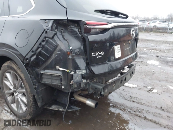 2020 Mazda CX-9 Grand Touring with VIN JM3TCBDY3L0417527, listed as a IAAI auction lot 41171138 with 51,166 mi miles. Bid and sale history available at carsss.com. Image 18.
