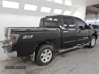 2005 Nissan Titan LE with VIN 1N6AA07B25N562871, listed as a Copart auction lot 88936775 with 213,775 mi miles and Clean Title. Bid and sale history available at carsss.com. Image 3.
