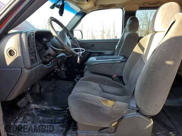 2003 GMC Sierra 2500HD SLE z VIN 1GTHK29U63E338962, wystawiony jako Copart lot #50282165 z przebiegiem 171 252 mil mil oraz Czysty tytuł • Clean title. Historia ofert i sprzedaży dostępna na DreamBid. Obrazek 7.