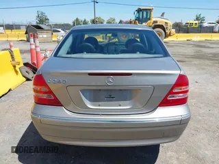 2003 Mercedes-Benz C 240 with VIN WDBRF61J33A508153, listed as a IAAI auction lot 42663657 with 86,573 mi miles and . Bid and sale history available at DreamBid. Image 16.