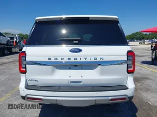 2024 Ford Expedition Limited with VIN 1FMJU1K85REA10326, listed as a IAAI auction lot 42039369 with 2,006 mi miles. Bid and sale history available at carsss.com. Image 16.