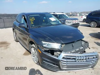 2020 Audi Q5 Premium with VIN WA1ANAFY6L2030406, listed as a IAAI auction lot 41522335 with 98,245 mi miles. Bid and sale history available at carsss.com. Image 1.