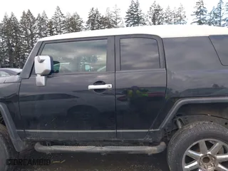 2008 Toyota FJ Cruiser with VIN JTEBU11F780104062, listed as a IAAI auction lot 41010076 with 220,975 mi miles. Bid and sale history available at carsss.com. Image 14.