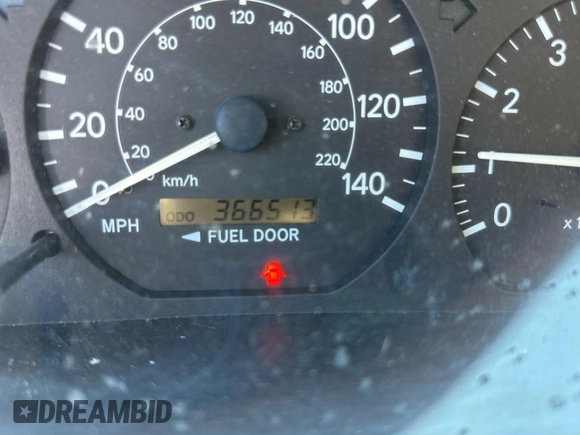 2000 Toyota Camry CE with VIN 4T1BG22K0YU002152, listed as a Copart auction lot 47271295 with 366,513 mi miles and Clean Title. Bid and sale history available at DreamBid. Image 8.