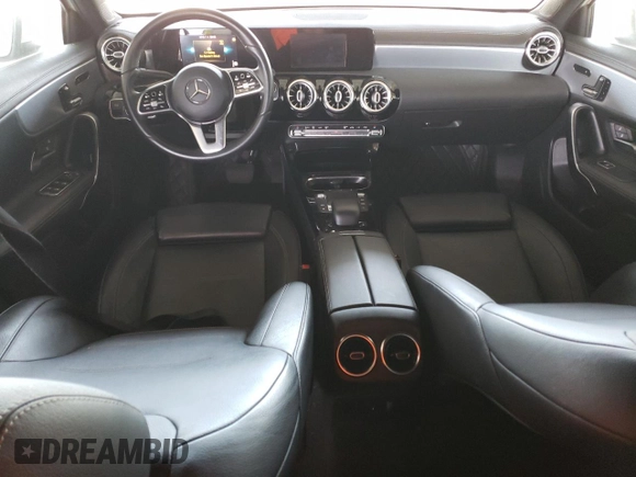 2021 Mercedes-Benz A 220 z VIN W1K3G4EB1MJ313753, wystawiony jako Copart lot #57511035 z przebiegiem 68 153 mil mil oraz Czysty tytuł • Clean title. Historia ofert i sprzedaży dostępna na DreamBid. Obrazek 8.