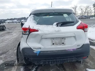 2019 Nissan Kicks S with VIN 3N1CP5CU0KL542096, listed as a IAAI auction lot 41390268 with 115,861 mi miles and . Bid and sale history available at carsss.com. Image 16.