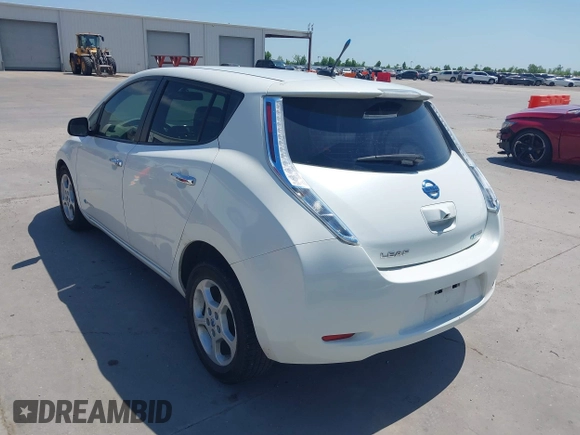2013 Nissan LEAF SL z VIN 1N4AZ0CP8DC413085, wystawiony jako IAAI lot #42029432 z przebiegiem 62 076 mil mil oraz . Historia ofert i sprzedaży dostępna na DreamBid. Obrazek 3.