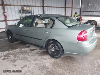 2004 Chevrolet Malibu with VIN 1G1ZS52FX4F133960, listed as a IAAI auction lot 41294240 with 98,182 mi miles. Bid and sale history available at carsss.com. Image 3.