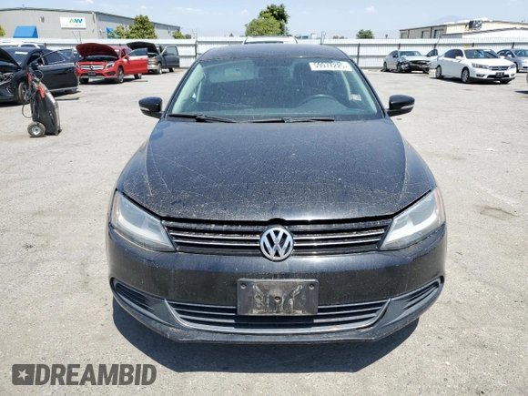 2014 Volkswagen Jetta SE with VIN 3VWD17AJ0EM268515, listed as a Copart auction lot 59977225 with 163,365 mi miles and Salvage title. Bid and sale history available at DreamBid. Image 5.