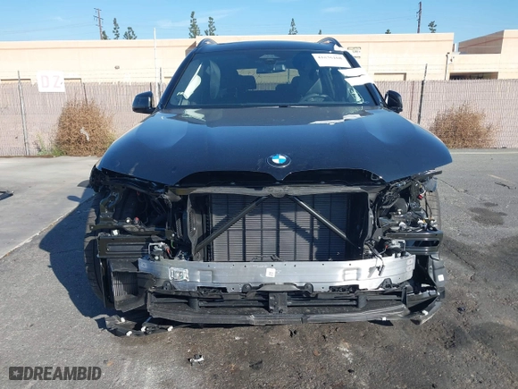 2025 BMW X7 xDrive40i with VIN 5UX23EM03S9Y00103, listed as a IAAI auction lot 41636168 with 1 mi miles. Bid and sale history available at carsss.com. Image 12.